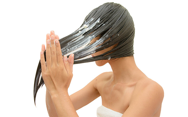 13 Harmful Ingredients To Avoid In Your Shampoo and Conditioner