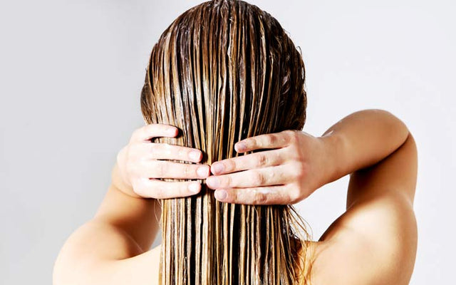 How To Use Hair Conditioners: Benefits + Ayurvedic Ways