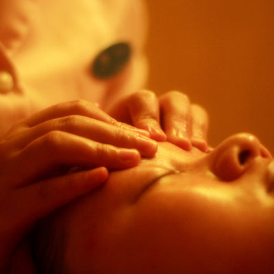 Ayurvedic Head Massage: Benefits, Types & Procedures