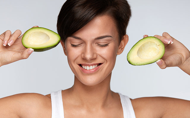 7 Benefits of Avocado Oil for Skin & Face: How to Use It – VedaOils USA