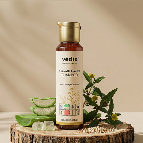 Dhavath Shampoo With Bhringraj & Aloe Vera